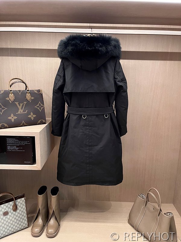 버버리 구스다운 롱패딩 [매장가 480만원대]