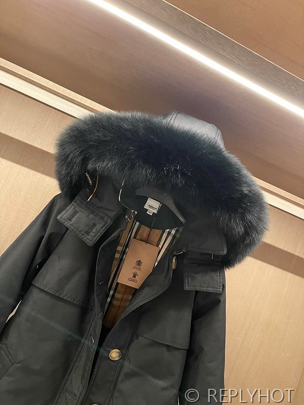 버버리 구스다운 롱패딩 [매장가 480만원대]