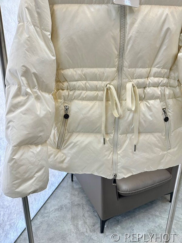 몽클레어 구스다운 숏재킷 2COLOR[매장가 390만원대]