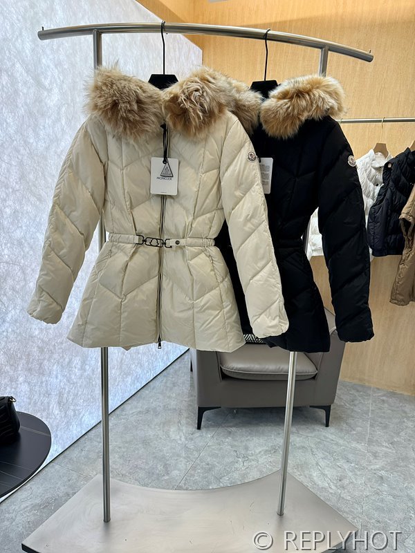 몽클레어 Loriot 여성 패딩 2COLOR[매장가 440만원대]