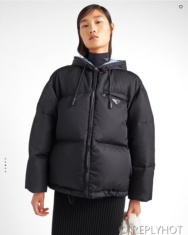 프라다 리나일론 개버딘 후디드 다운재킷 3COLOR[매장가 370만원대]