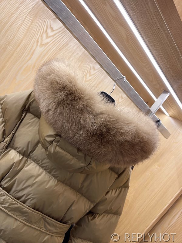 프라다 리나일론 코요테퍼 롱패딩 3COLOR[매장가 510만원대]