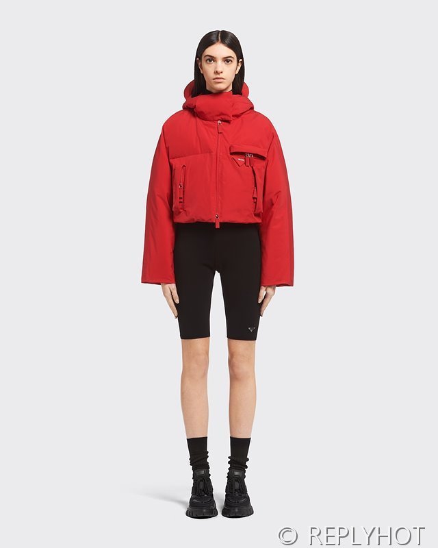 프라다 리나일론 숏패딩 2COLOR[매장가 420만원대]