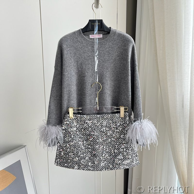 발렌티노 타조털장식 니트 [매장가 520만원대]