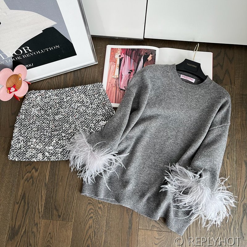 발렌티노 타조털장식 니트 [매장가 520만원대]