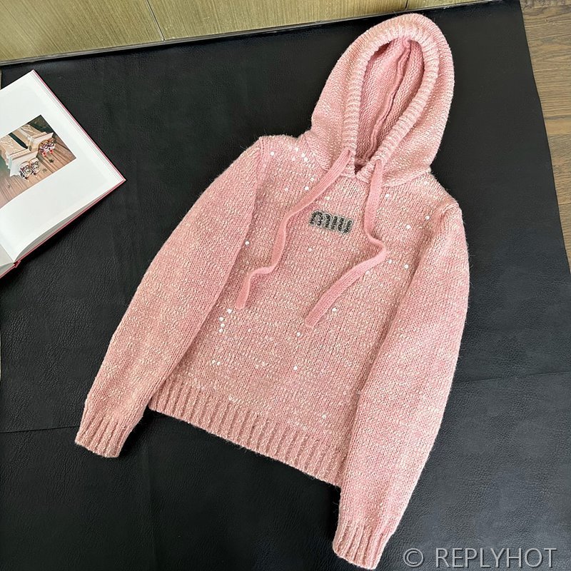 미우미우 헤비 스팽글 후드 스웨터 [매장가 240만원대]