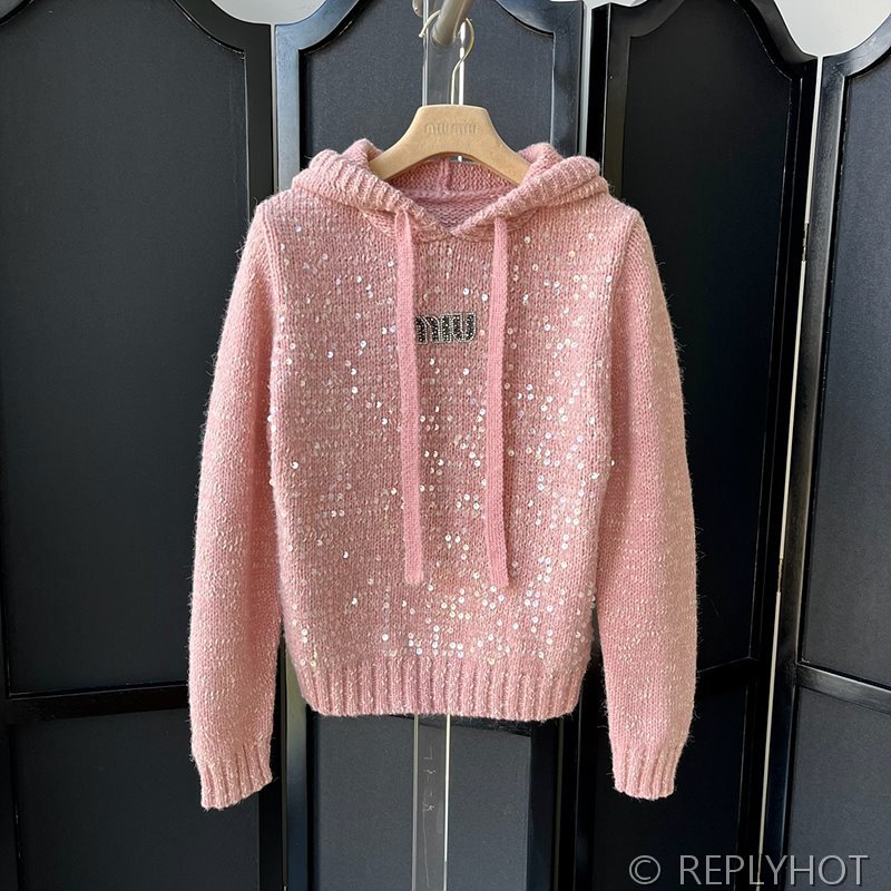 미우미우 헤비 스팽글 후드 스웨터 [매장가 240만원대]