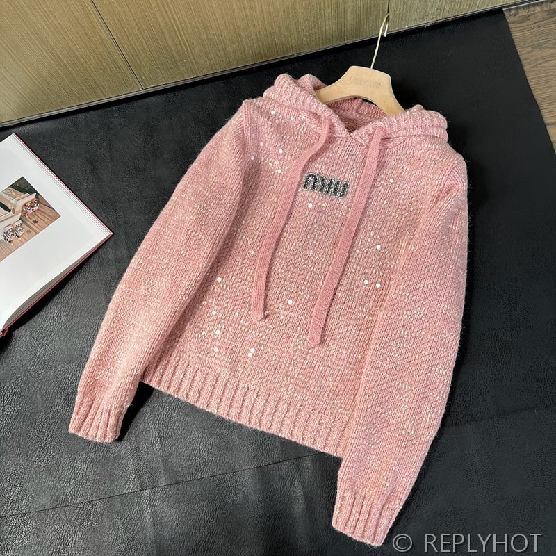 미우미우 헤비 스팽글 후드 스웨터 [매장가 240만원대]