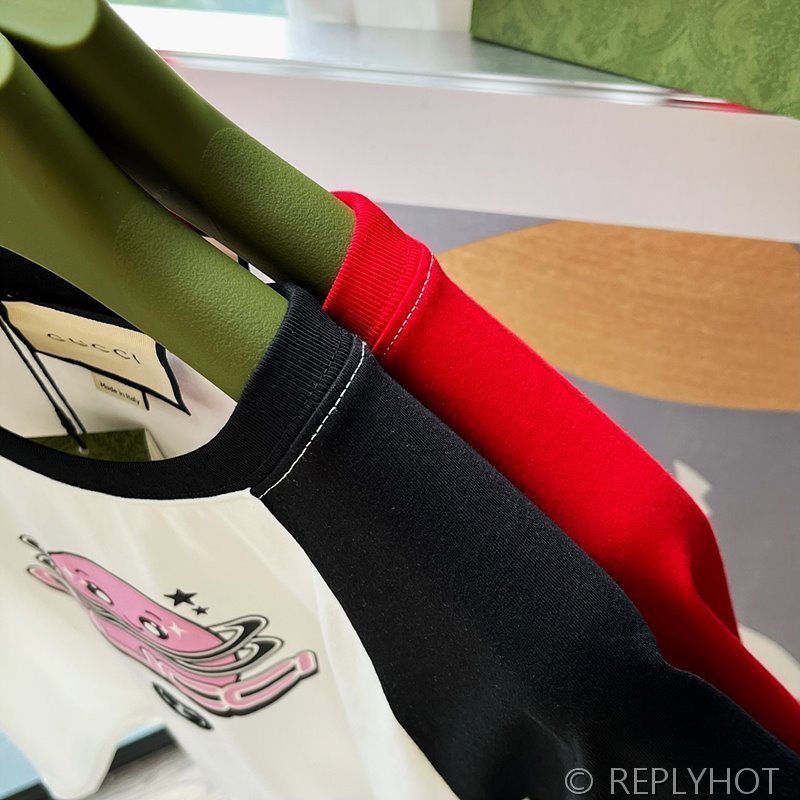 구찌 로고 반팔 2COLOR [매장가 190만원대]