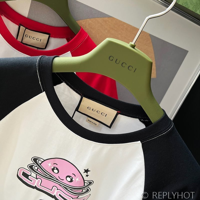 구찌 로고 반팔 2COLOR [매장가 190만원대]