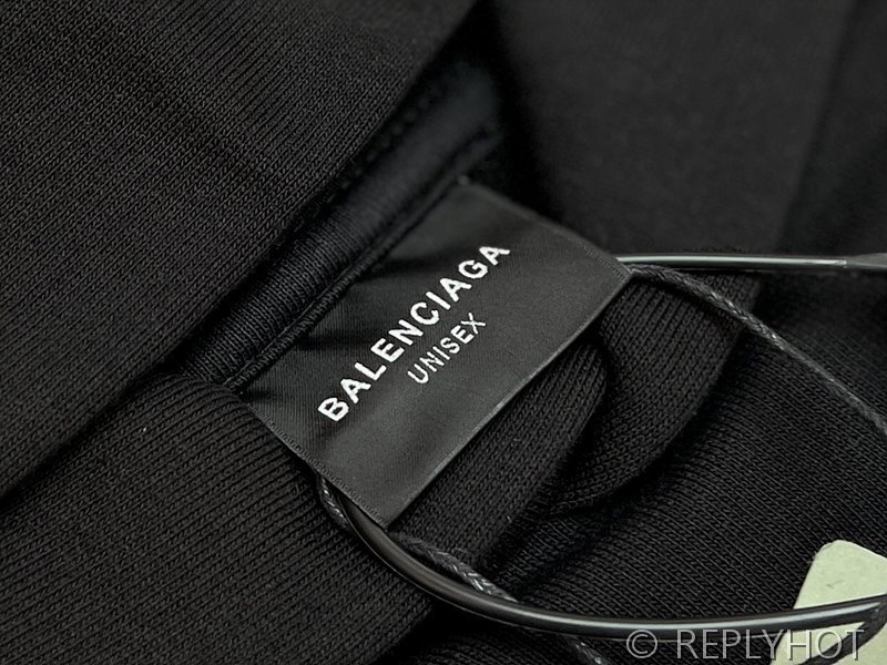 발렌시아가 LO_VE 오버사이즈 후디 블랙그레이 [매장가 149만원대]