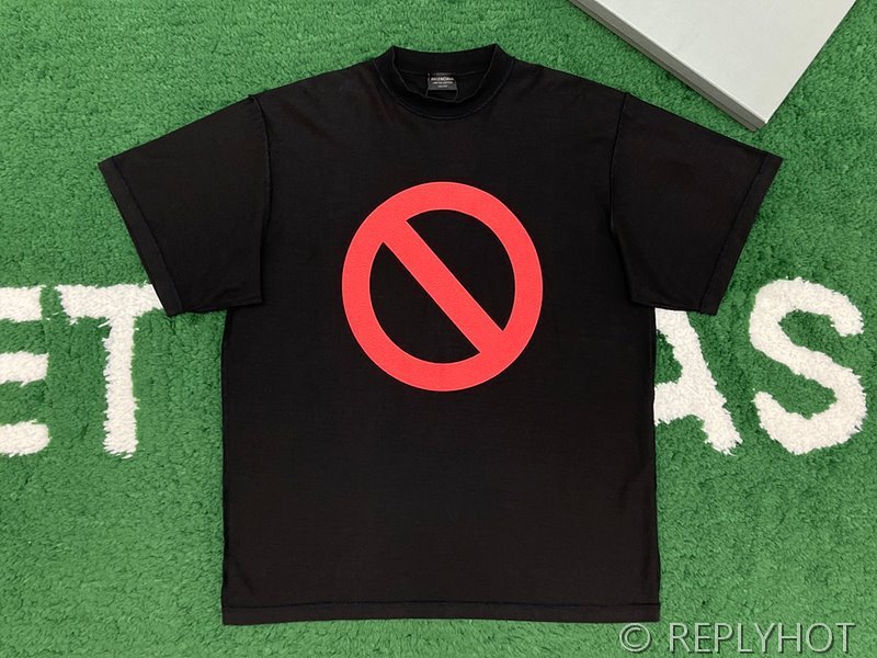 발렌시아가 뮤직  BFRND 시리즈 커넥티드 인사이드-아웃 오버사이즈 티셔츠 페이드 블랙 [매장가 116만원대]