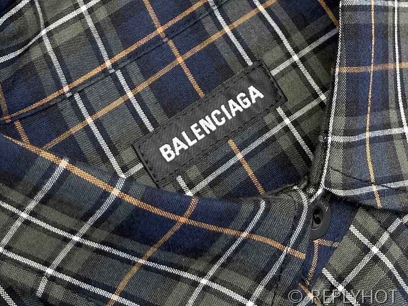 발렌시아가 오버사이즈 셔츠 네이비 블루 [매장가 200만원대]