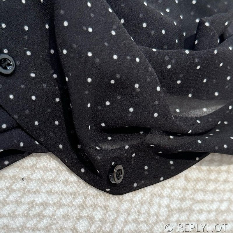 디올 에스콧 블라우스 [매장가 260만원대]