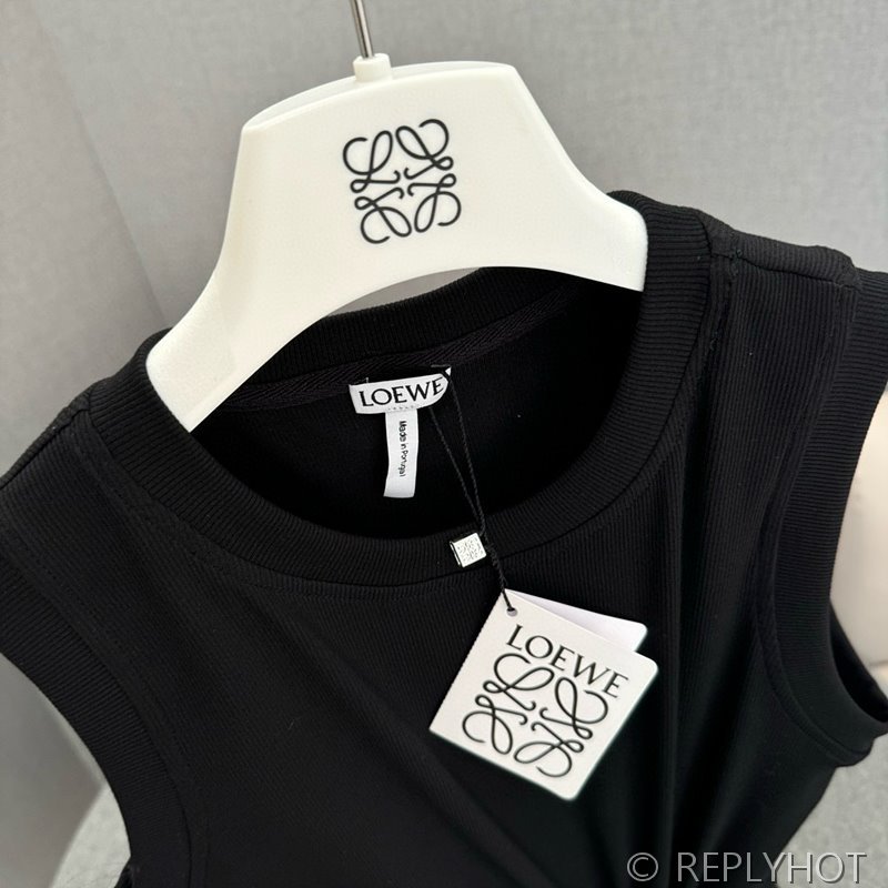 로에베 페블 탑 [매장가 130만원대]