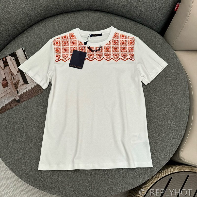 루이비통 플로럴 레이스 엠브로이더리 티셔츠 [매장가 162만원대]