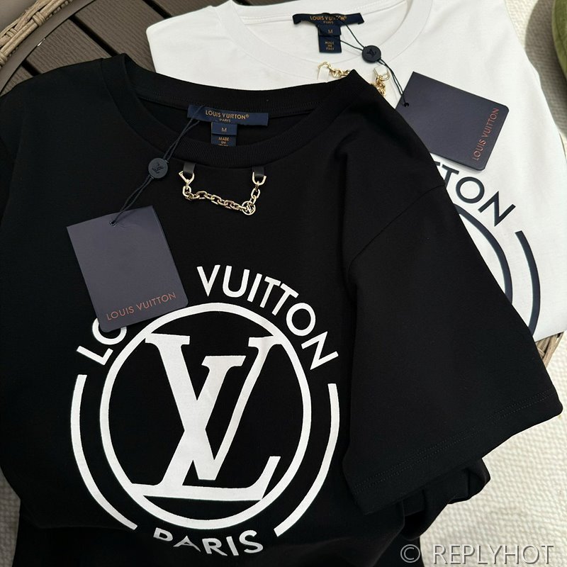 루이비통 플록드 LV 티셔츠 [매장가 128만원대]