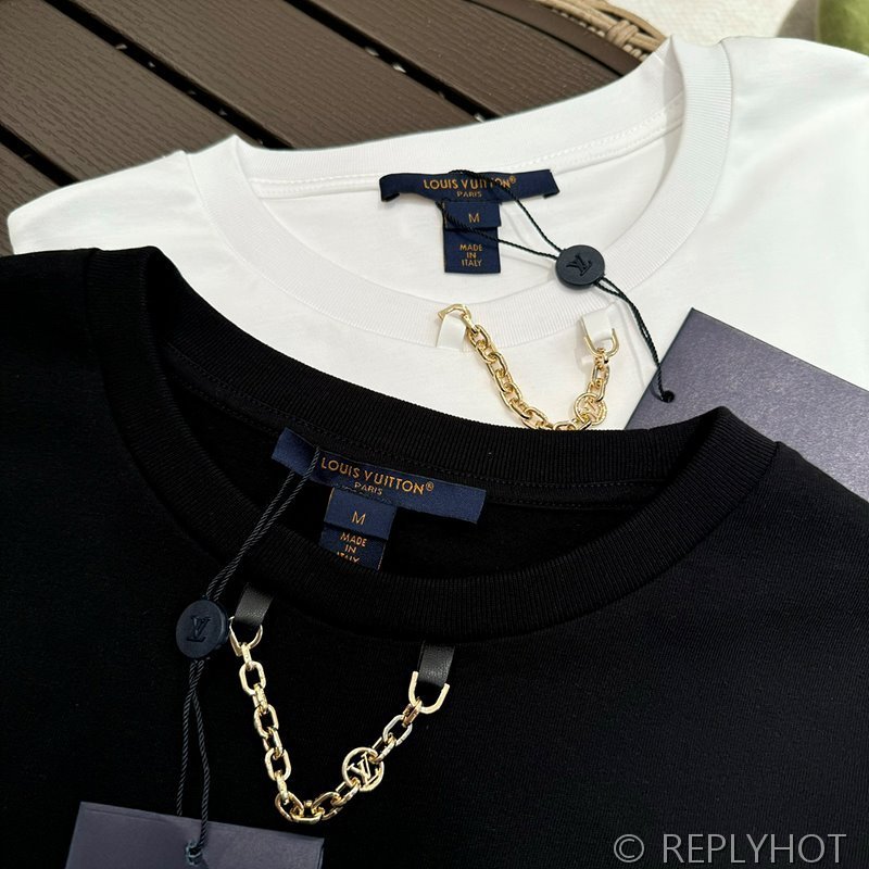 루이비통 플록드 LV 티셔츠 [매장가 128만원대]