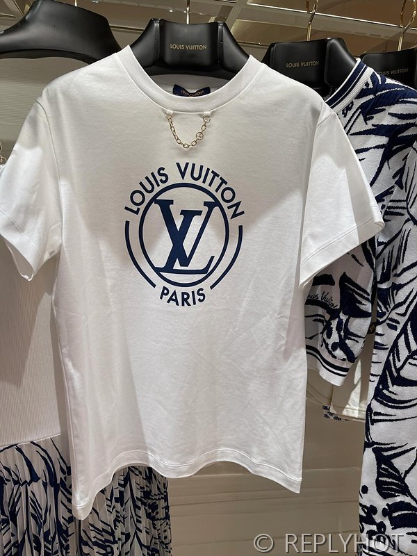 루이비통 플록드 LV 티셔츠 [매장가 128만원대]