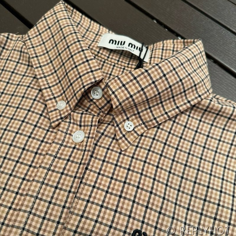 미우미우 체크 셔츠 [매장가 174만원대]