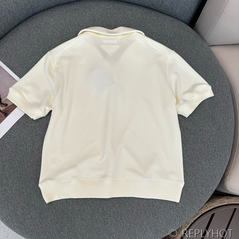 프라다 플리스 폴로 셔츠 [매장가 191만원대]