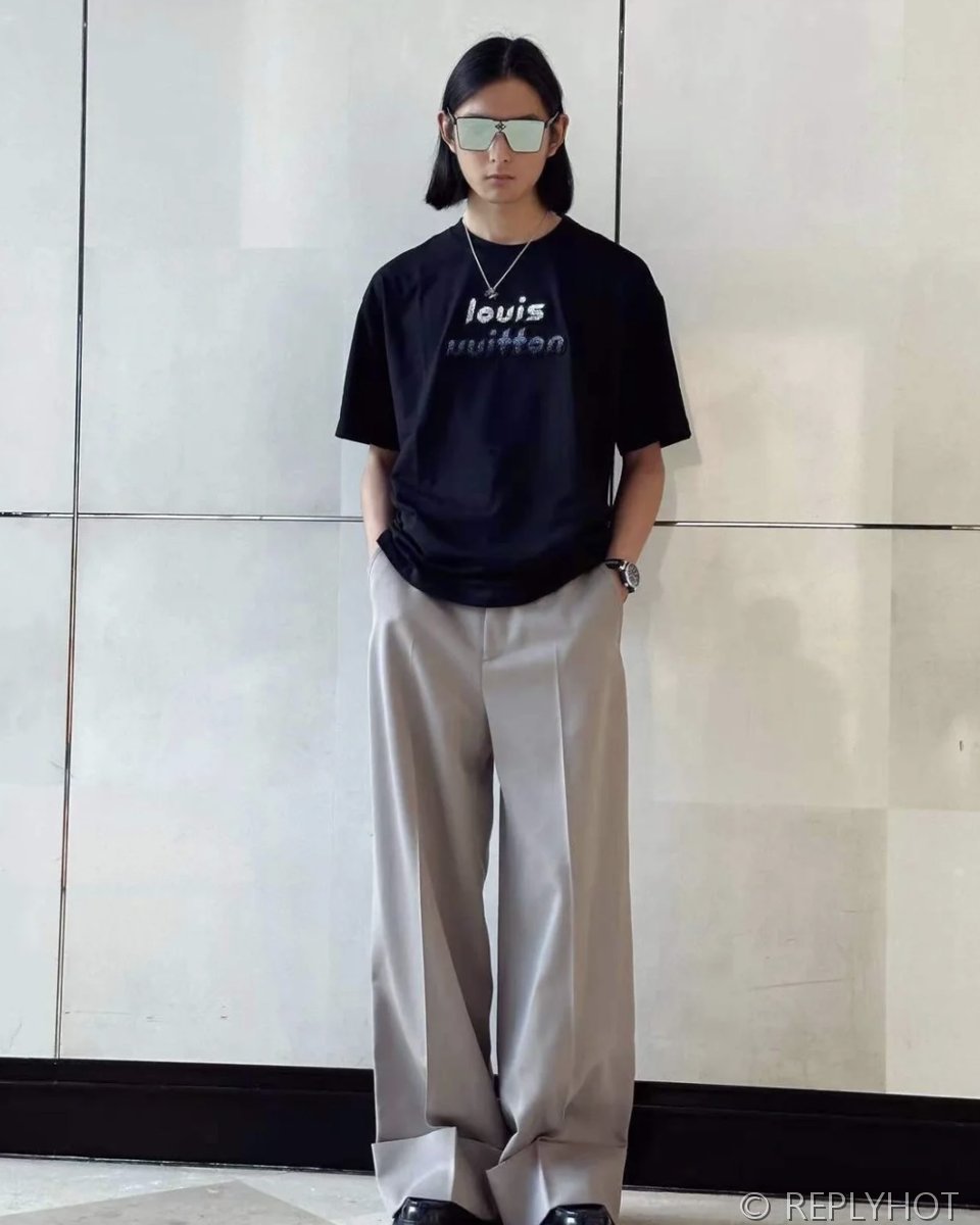 루이비통 비즈 엠브로이더드 코튼 티셔츠 [매장가194만원대]