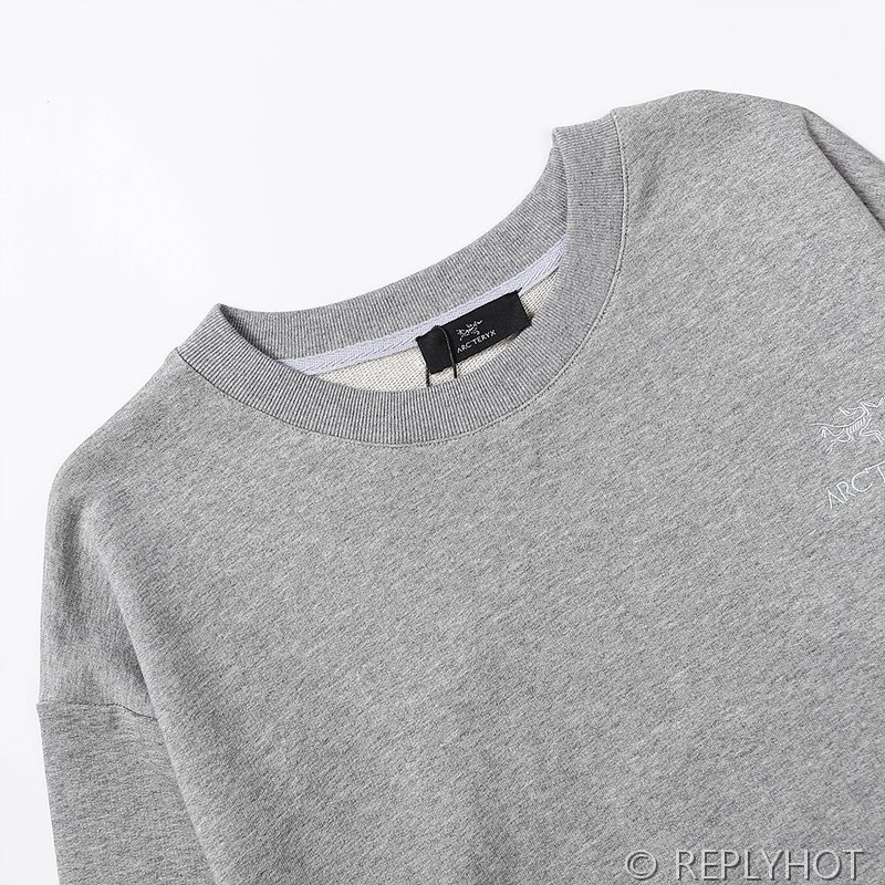 아크테릭스 ARC'TERYX 라운드넥 스웨터 맨투맨 / 2컬러