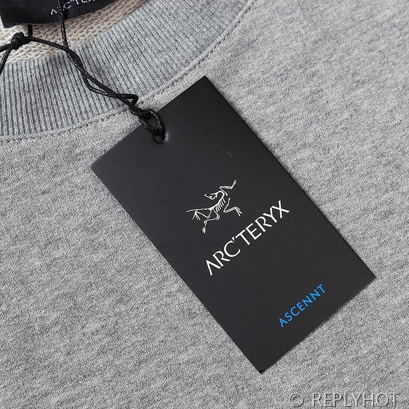 아크테릭스 ARC'TERYX 라운드넥 스웨터 맨투맨 / 2컬러