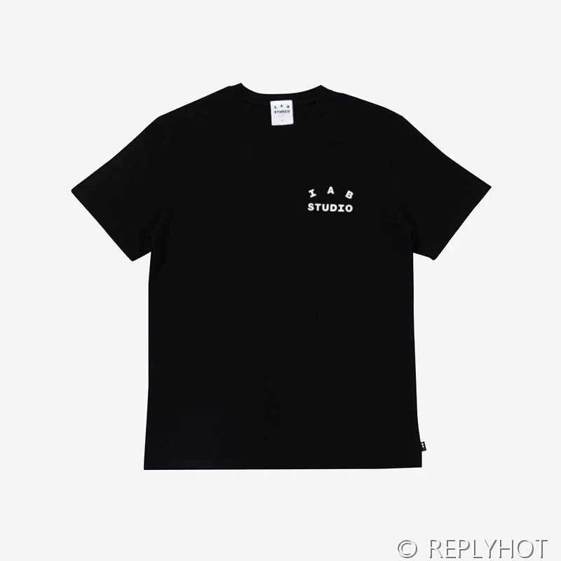 IAB 스튜디오 반팔티셔츠 / 블랙