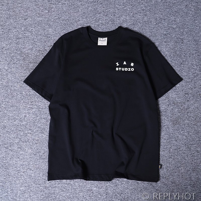 IAB 스튜디오 반팔티셔츠 / 블랙