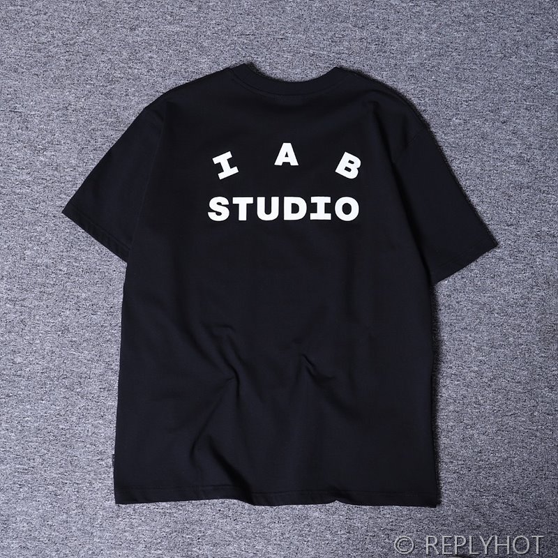 IAB 스튜디오 반팔티셔츠 / 블랙