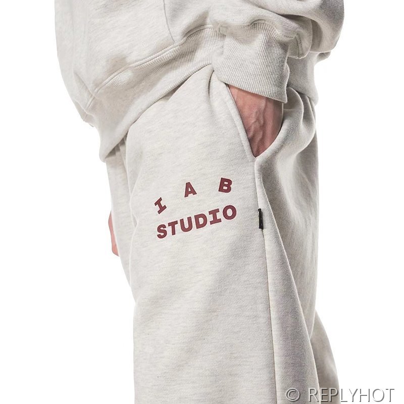 IAB 스튜디오 스웨트팬츠 / 오트밀버건디