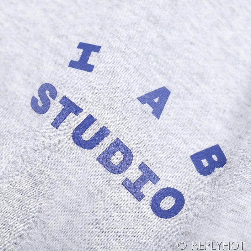 IAB 스튜디오 스웨트팬츠 / 라이트그레이