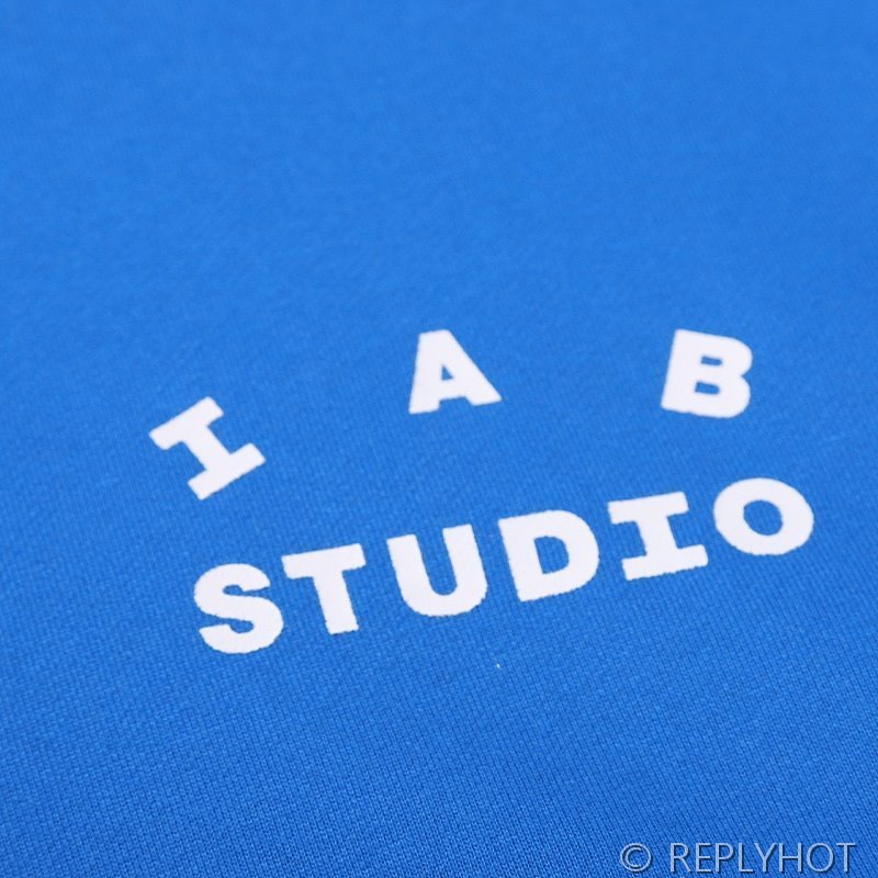 IAB 스튜디오 후드티 / 블루화이트