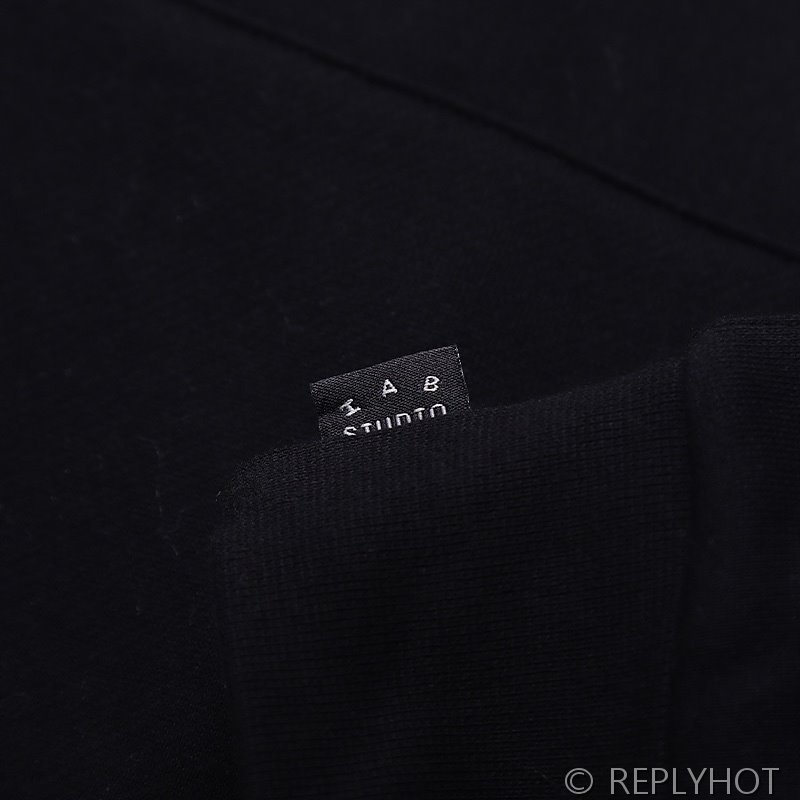 IAB 스튜디오 풀오버 하프 집업 / 블랙화이트