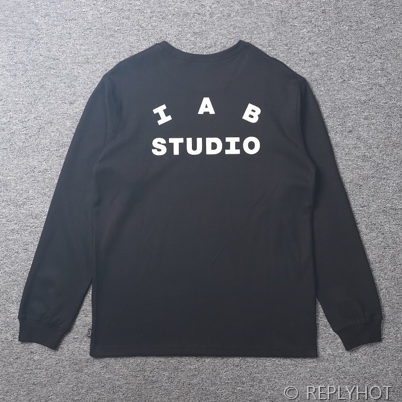 IAB 스튜디오 긴팔 티셔츠 롱슬리브 / 블랙화이트