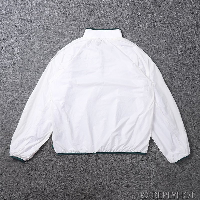 IAB 스튜디오 x Yonex 우븐 풀오버 화이트