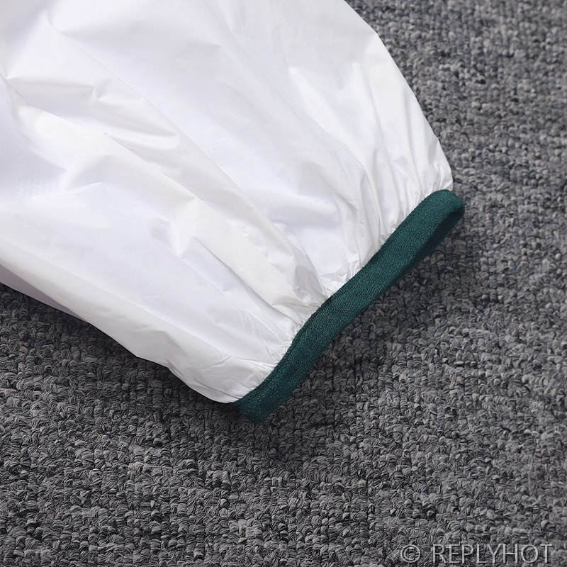 IAB 스튜디오 x Yonex 우븐 풀오버 화이트