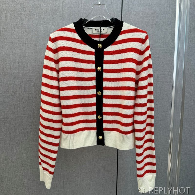 미우미우 스트라이프 니트 가디건