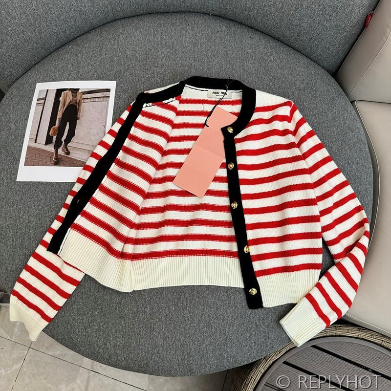 미우미우 스트라이프 니트 가디건