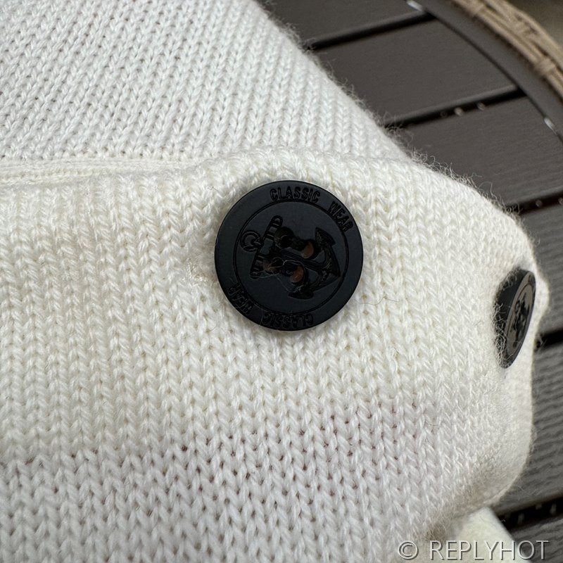 디올 자카드 로고 니트