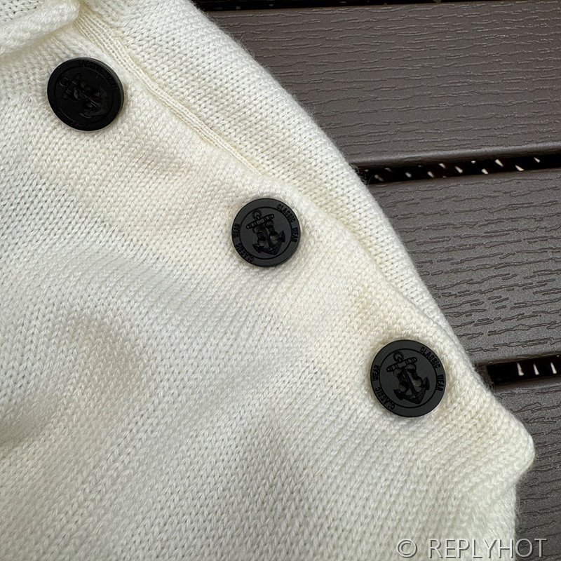 디올 자카드 로고 니트