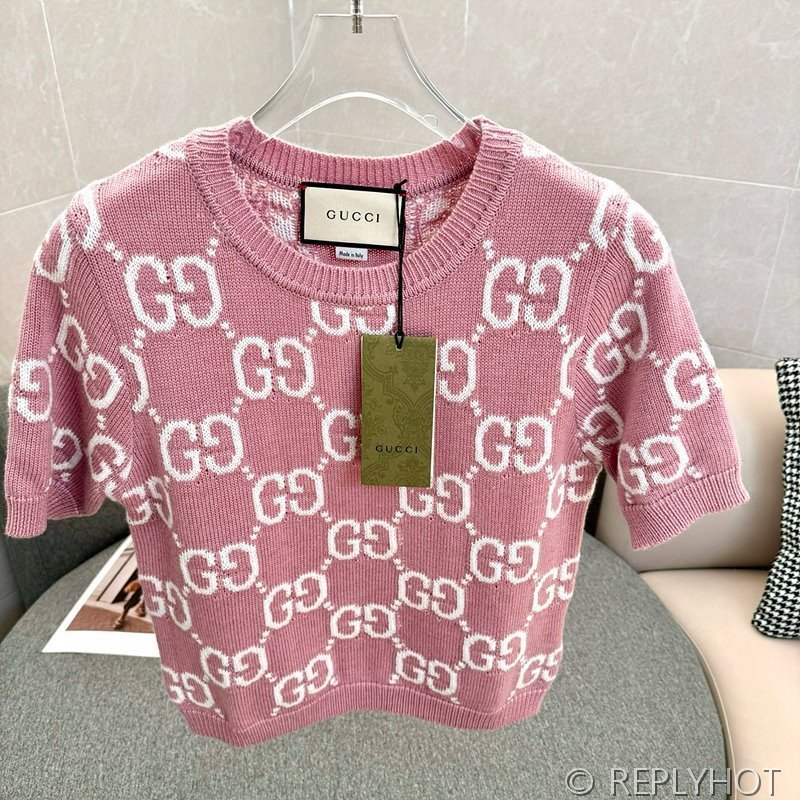 구찌 핑크 다이아몬드GG 자카드 반팔니트