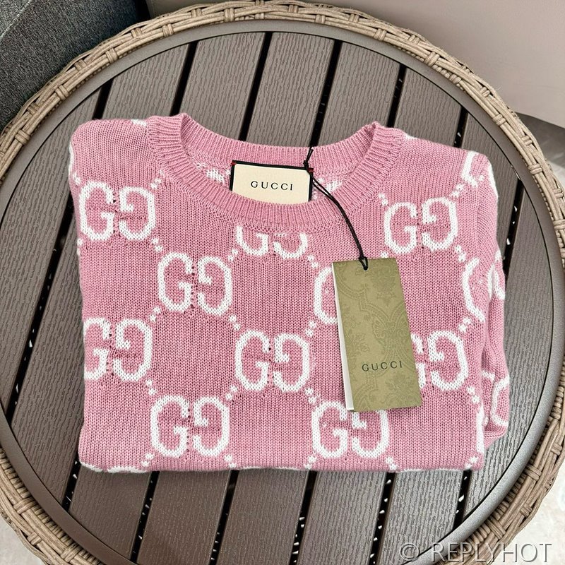 구찌 핑크 다이아몬드GG 자카드 반팔니트
