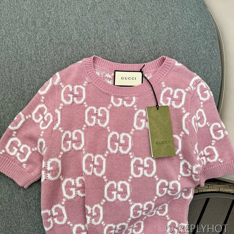 구찌 핑크 다이아몬드GG 자카드 반팔니트