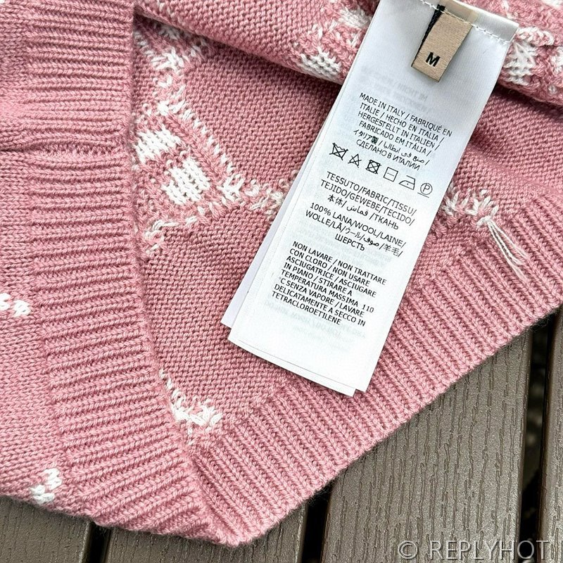 구찌 핑크 다이아몬드GG 자카드 반팔니트