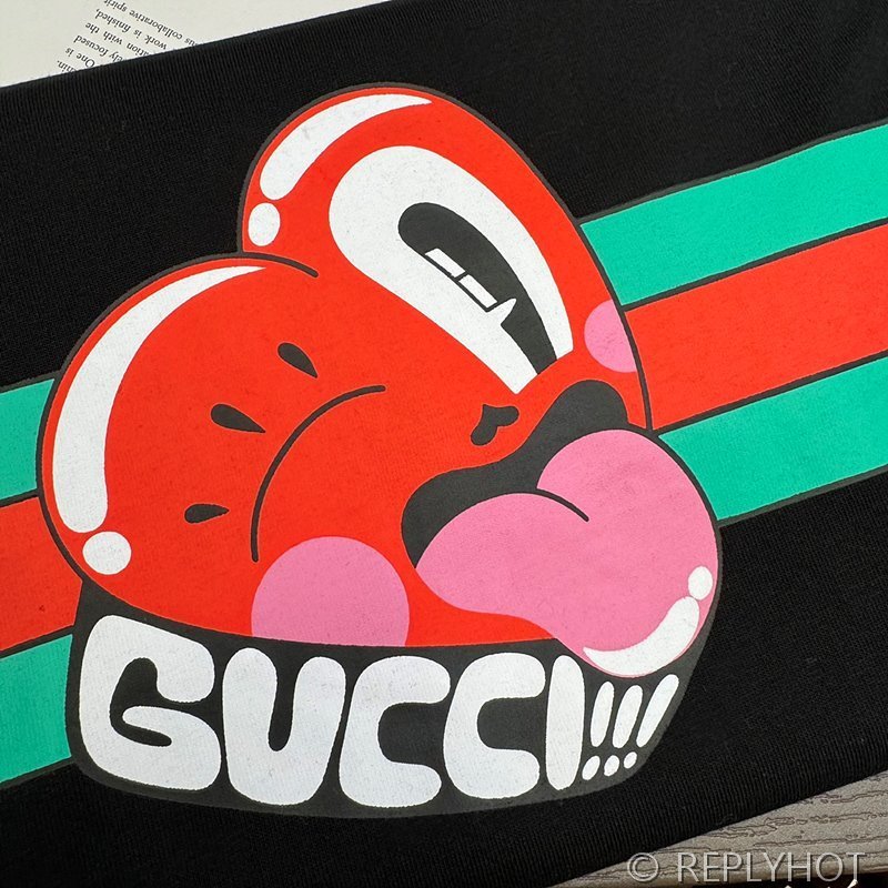 구찌 프린팅 반팔