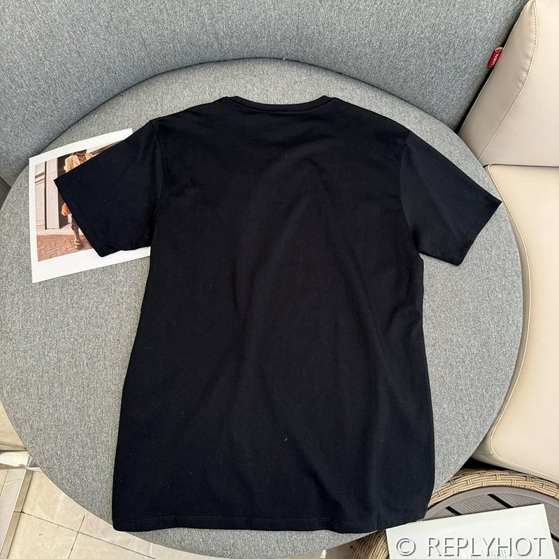 구찌 프린팅 반팔