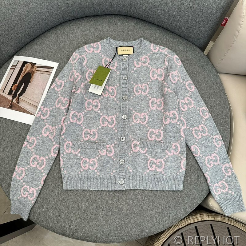 구찌 그레이 핑크 GG 자카드 니트 가디건