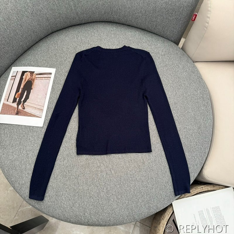 프라다 자카드 로고 긴팔